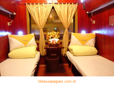 Một khoang 4 người trên chuyến tàu Hà Nội - Lào Cai Một khoang 4 người trên chuyến tàu Hà Nội - Lào Cai