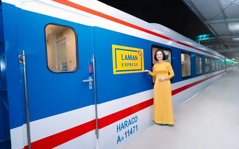 LAMAN EXPRESS TRAIN