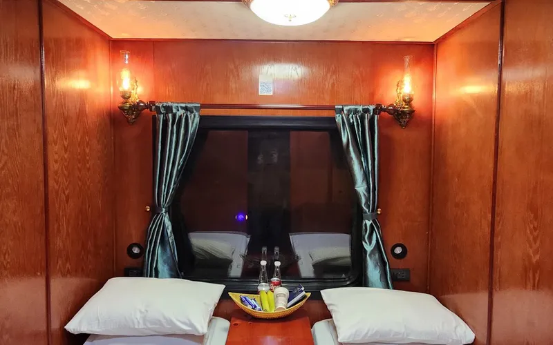 Vé tàu VICSAPA - VIP Cabin 2 Giường