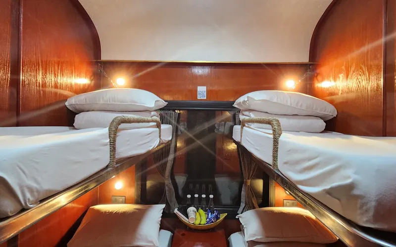 Vé tàu VICSAPA - VIP Cabin 4 Giường