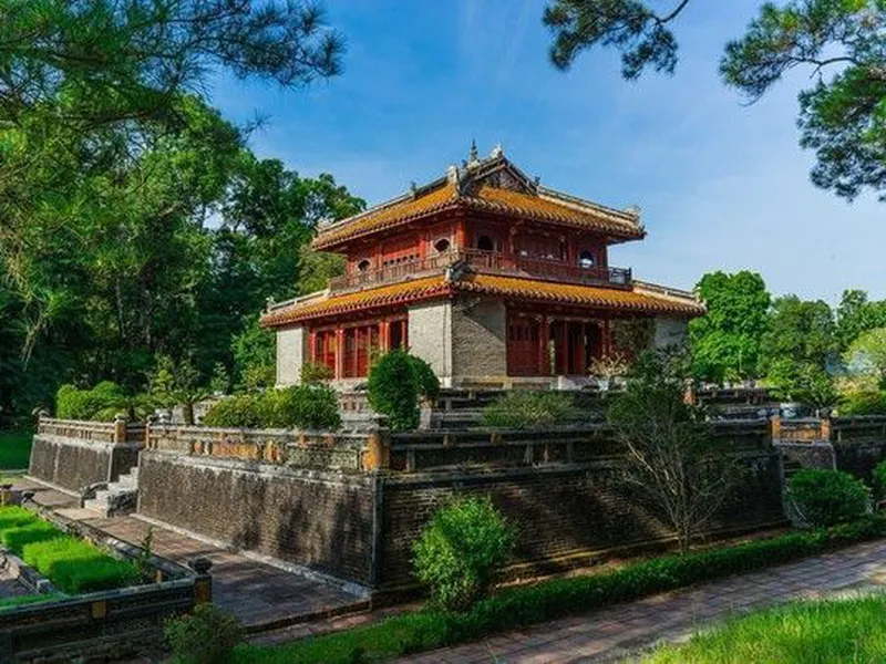 Top 10 Places to Visit in Hue: Your Perfect Hue Travel Guide