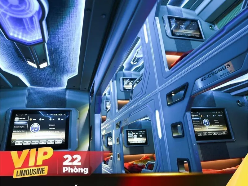QUANG DUNG Limousine (16:30-Daily)