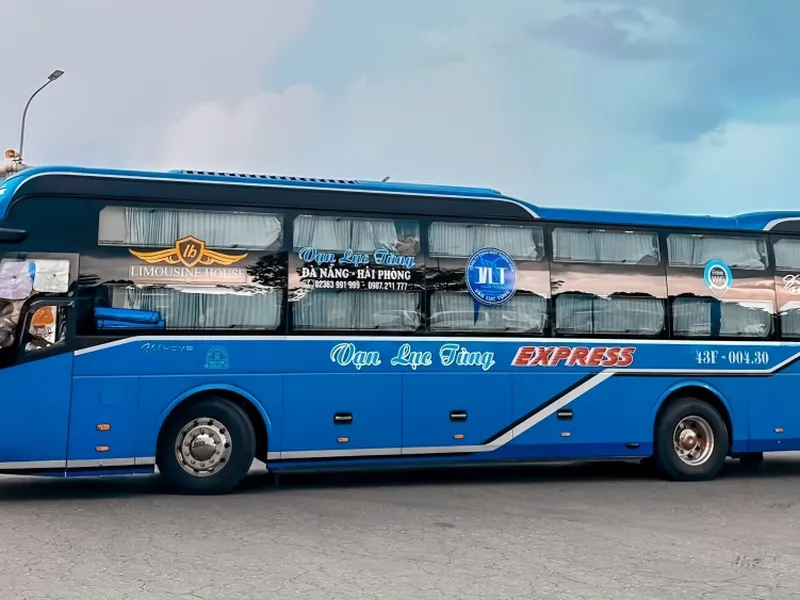 VẠN LỤC TÙNG