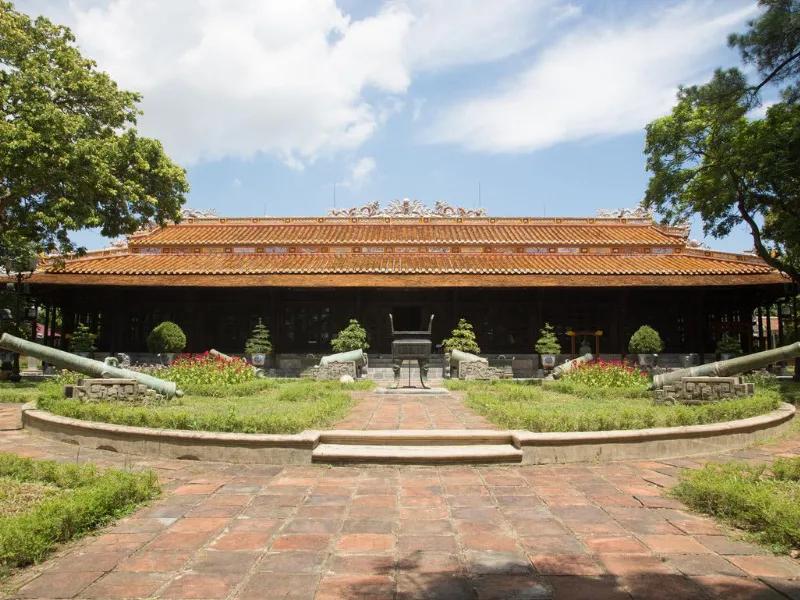 Explore Hue in 3 Days and 2 Nights – Heritage, Cuisine, and Tranquil Corners