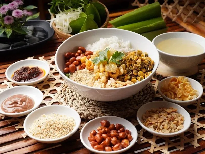A Hue Delicacy: Discover Hue With the Spicy Flavor of Clam Rice