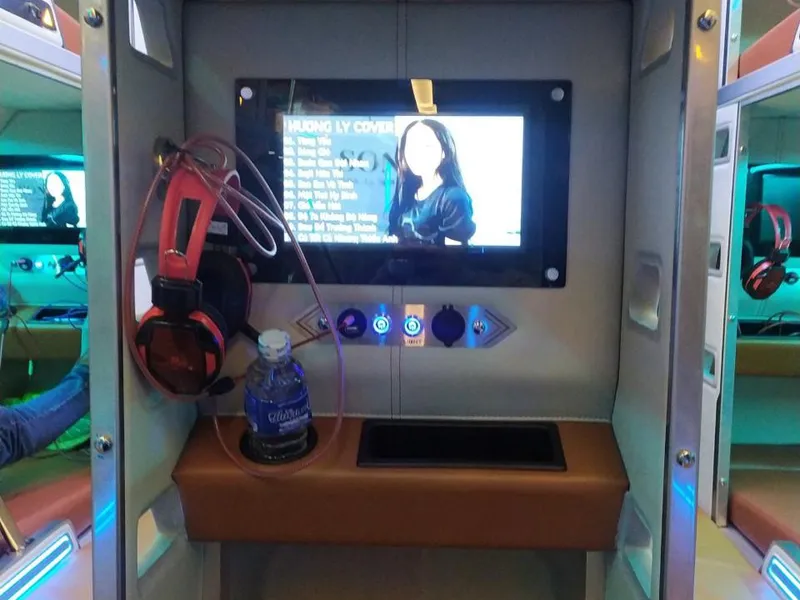 KT TRAVEL HUE (17:15 - Daily)