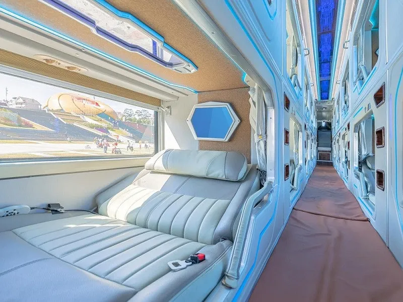  CAMEL Travel ( 14h00 - Hàng ngày)