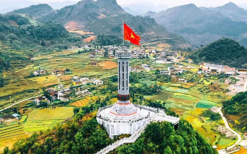 Tour Hà Giang (2 ngày - 3 đêm) Hà Giang - Cao Nguyên Đá - Đồng Văn