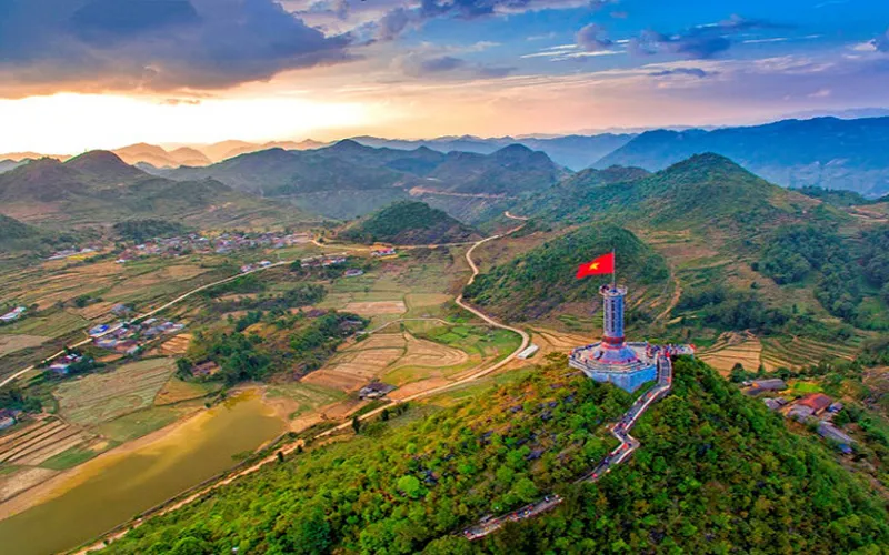 Tour Hà Giang 2 ngày 3 đêm - Ô tô