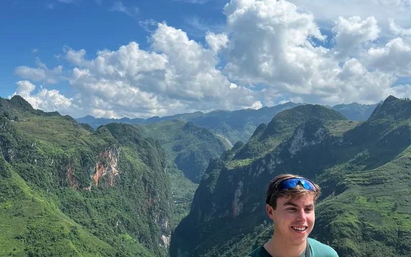 Ha Giang Loop Tour ( 4 Days 5 Nights )