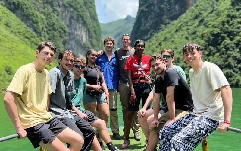 Ha Giang Loop Tour (2 Days - 3 Nights)