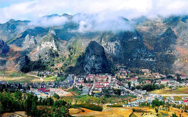 Tour Hà Giang 4 ngày 3 đêm - Ô tô