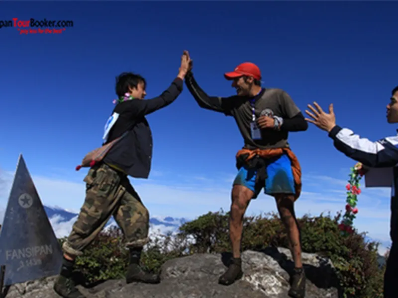 Tour Fansipan 3 ngày 2 đêm (Tour V.I.P)