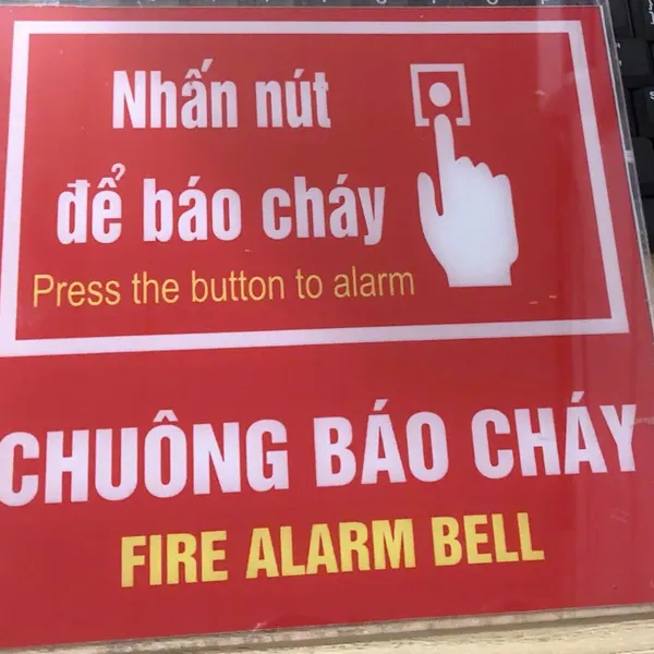 Biển Báo Vị Trí Nút Nhấn Chuông Báo Cháy PCCC Bằng Mica