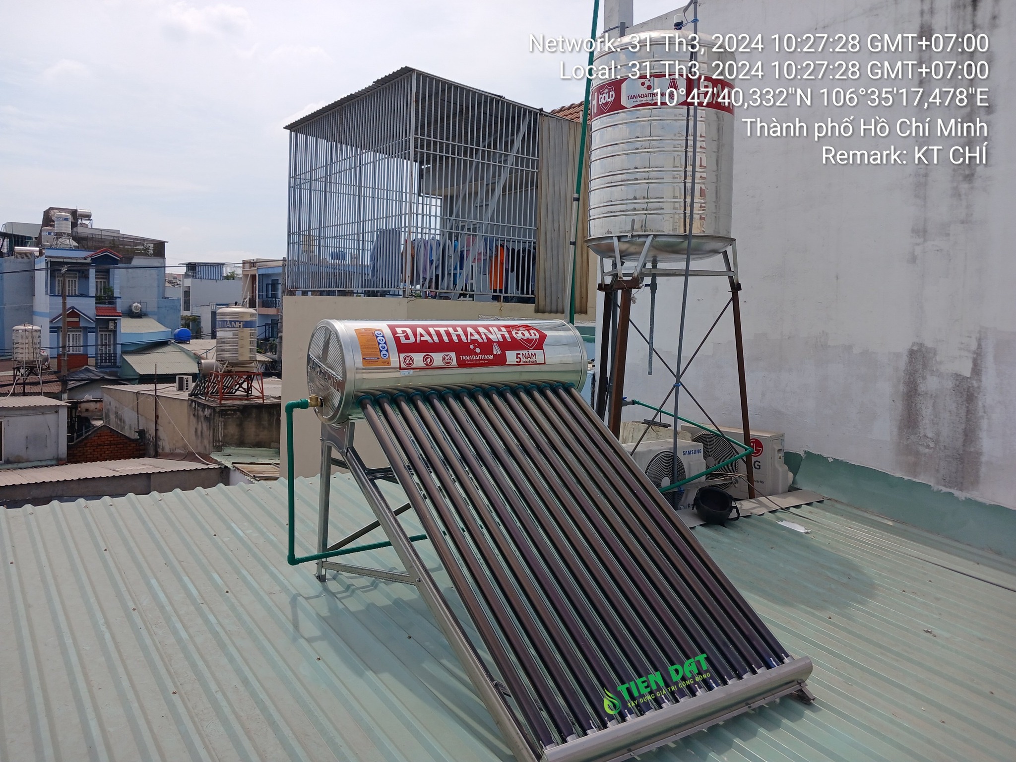 Giá máy nước nóng năng lượng mặt trời Giá máy nước nóng năng lượng mặt trời