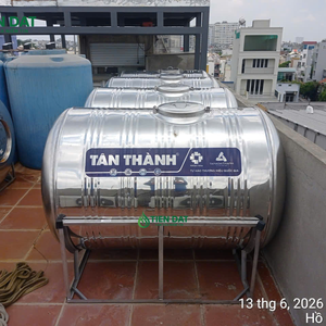 Công trình thực tế giao và hỗ trợ kéo lầu bồn nước inox Tân Thành 1000L ngang tại Gò Vấp