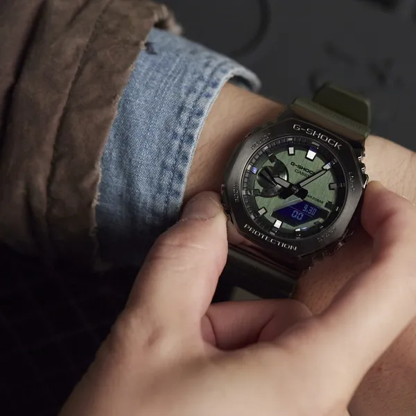 CASIO G-SHOCK GM-2100B-3A