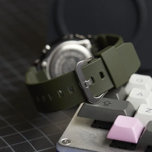 CASIO G-SHOCK GM-2100B-3A