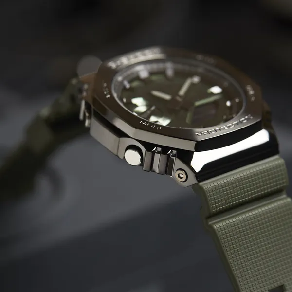 CASIO G-SHOCK GM-2100B-3A