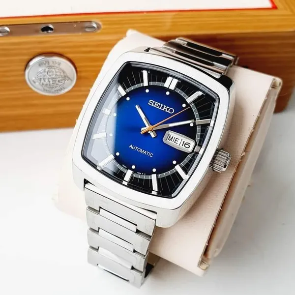 Đồng hồ Seiko SNKP23K1