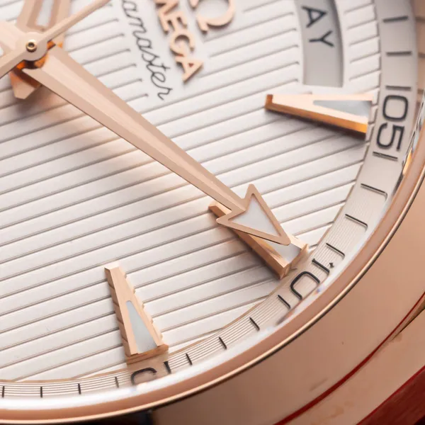 Omega Seamaster Aqua Terra Day-Date 18K Rose Gold 231.53.42.22.02.001