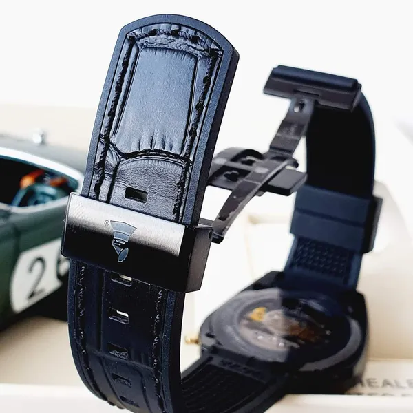 Bulova Precisionist Men's Special Grammy Edition 98A241 - Phiên Bản Giới Hạn