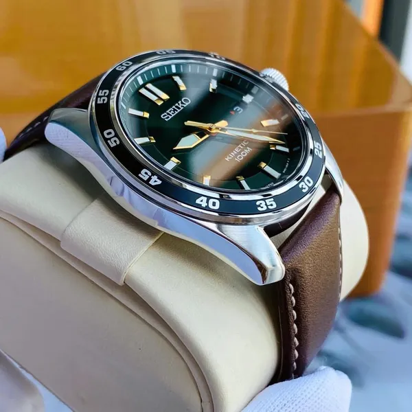 Seiko SKA791P1 - Montre homme SPORT KINETIC