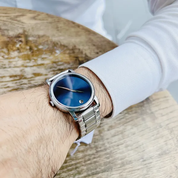 MOVADO CLASSIC MUSEUM QUARTZ NAVY 39MM