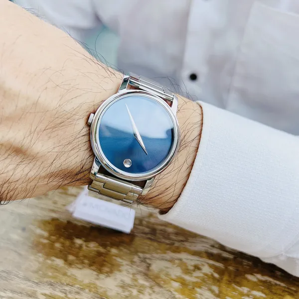 MOVADO CLASSIC MUSEUM QUARTZ NAVY 39MM