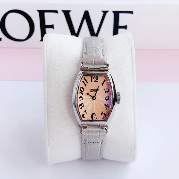 TISSOT HERITAGE PORTO SMALL LADY T128.109.16.282.00