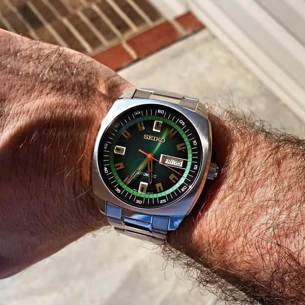 Đồng Hồ Seiko 44mm Nam SNKM97