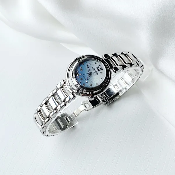 Đồng Hồ Citizen 30mm Nữ EM0320-59D