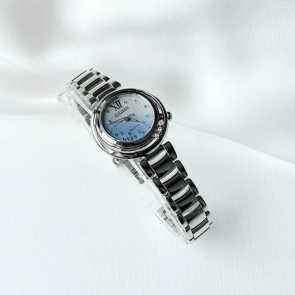 Đồng Hồ Citizen 30mm Nữ EM0320-59D