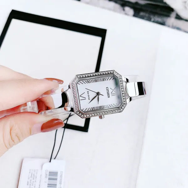 Đồng Hồ Citizen 32.2x23mm Nữ EM0980-50A
