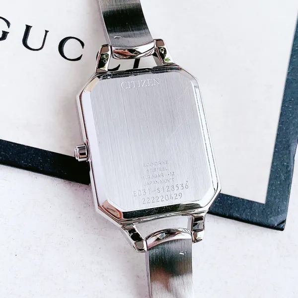 Đồng Hồ Citizen 32.2x23mm Nữ EM0980-50A