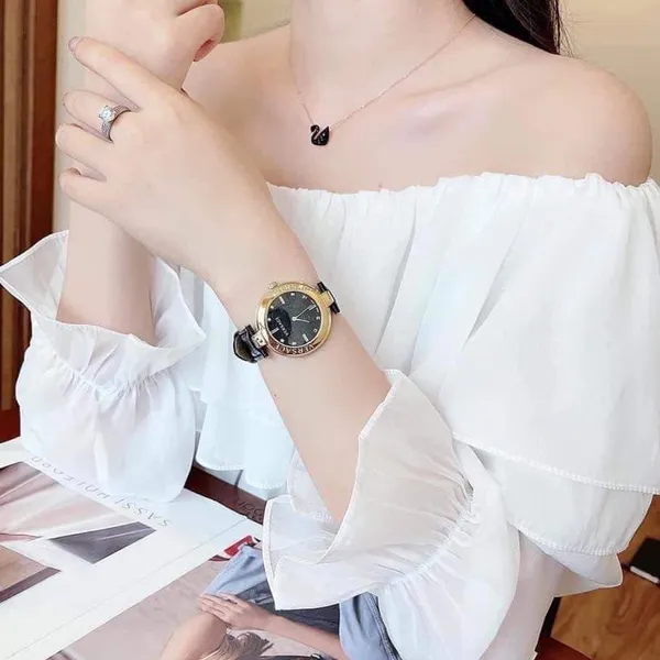 Đồng Hồ Versace 38mm Nữ VE2J00421