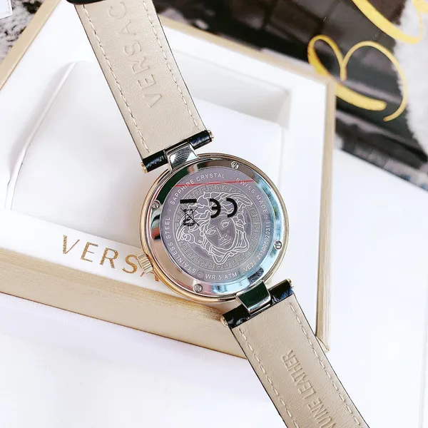 Đồng Hồ Versace 38mm Nữ VE2J00421