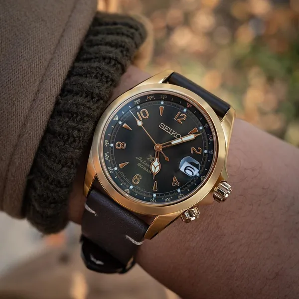 SEIKO PROSPEX ALPINIST SPB210J1 GREEN GOLD