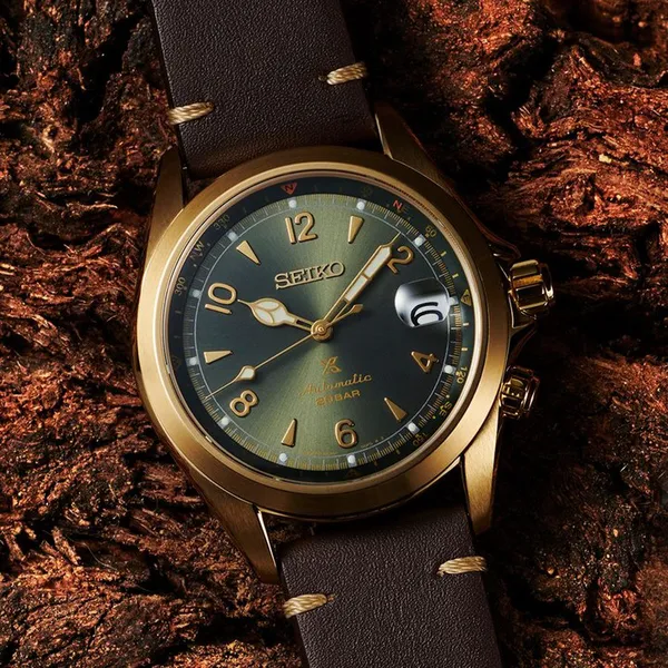 SEIKO PROSPEX ALPINIST SPB210J1 GREEN GOLD