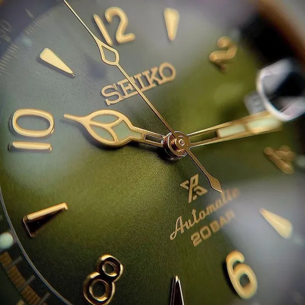 SEIKO PROSPEX ALPINIST SPB210J1 GREEN GOLD