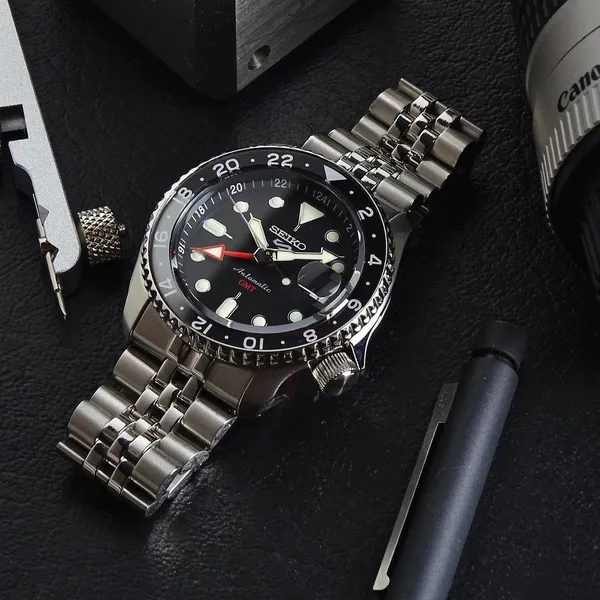 Đồng Hồ Seiko 42.5mm Nam SSK001K1
