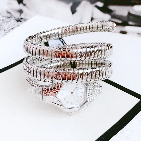 JUST CAVALLI  JC1L193M0015