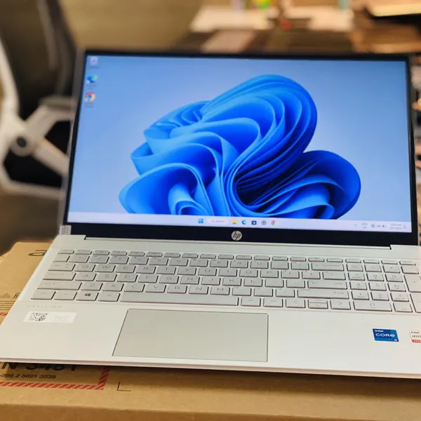 Laptop HP Pavilion 15 eg0507TU i5 1135G7/8GB/256GB/Win11
