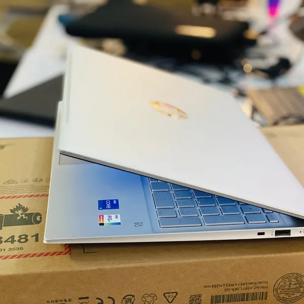 Laptop HP Pavilion 15 eg0507TU i5 1135G7/8GB/256GB/Win11