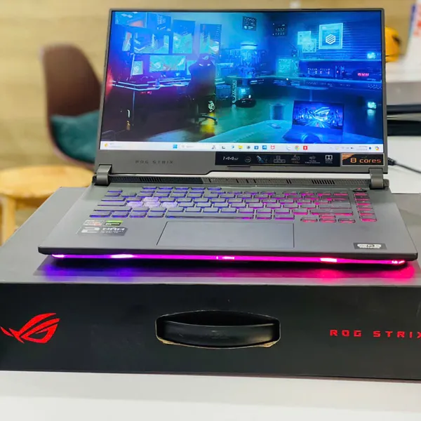 Laptop Asus ROG Gaming G513IH-HN015T R7 4800H/8GB/512GB SSD/GTX1650 4GB/Win10
