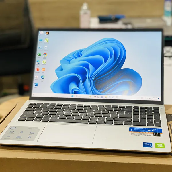 Dell Inspiron 15 3511 i5 1135G7/8GB/512GB/2GB MX350