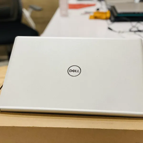 Dell Inspiron 15 3511 i5 1135G7/8GB/512GB/2GB MX350