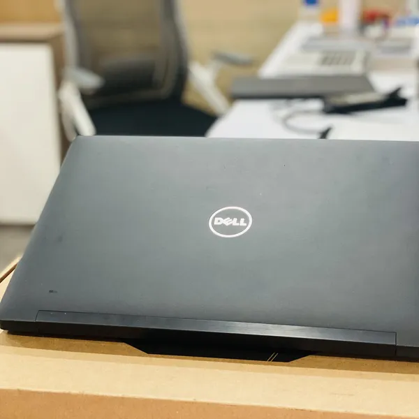 LAPTOP DELL LATITUDE 7480 CORE I5 - 6300U/ RAM 8GB/ SSD 256GB/ 14″ LED FHD