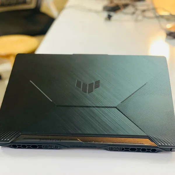 Laptop Asus TUF Gaming FX506HF-HN017W i5 11400H/16GB/512GB/GeForce RTX 2050 4GB/Win11