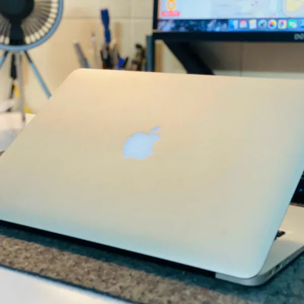 MACBOOK AIR 2017 I5 1.8GHZ/8GB/128GB (MQD32SA/A)